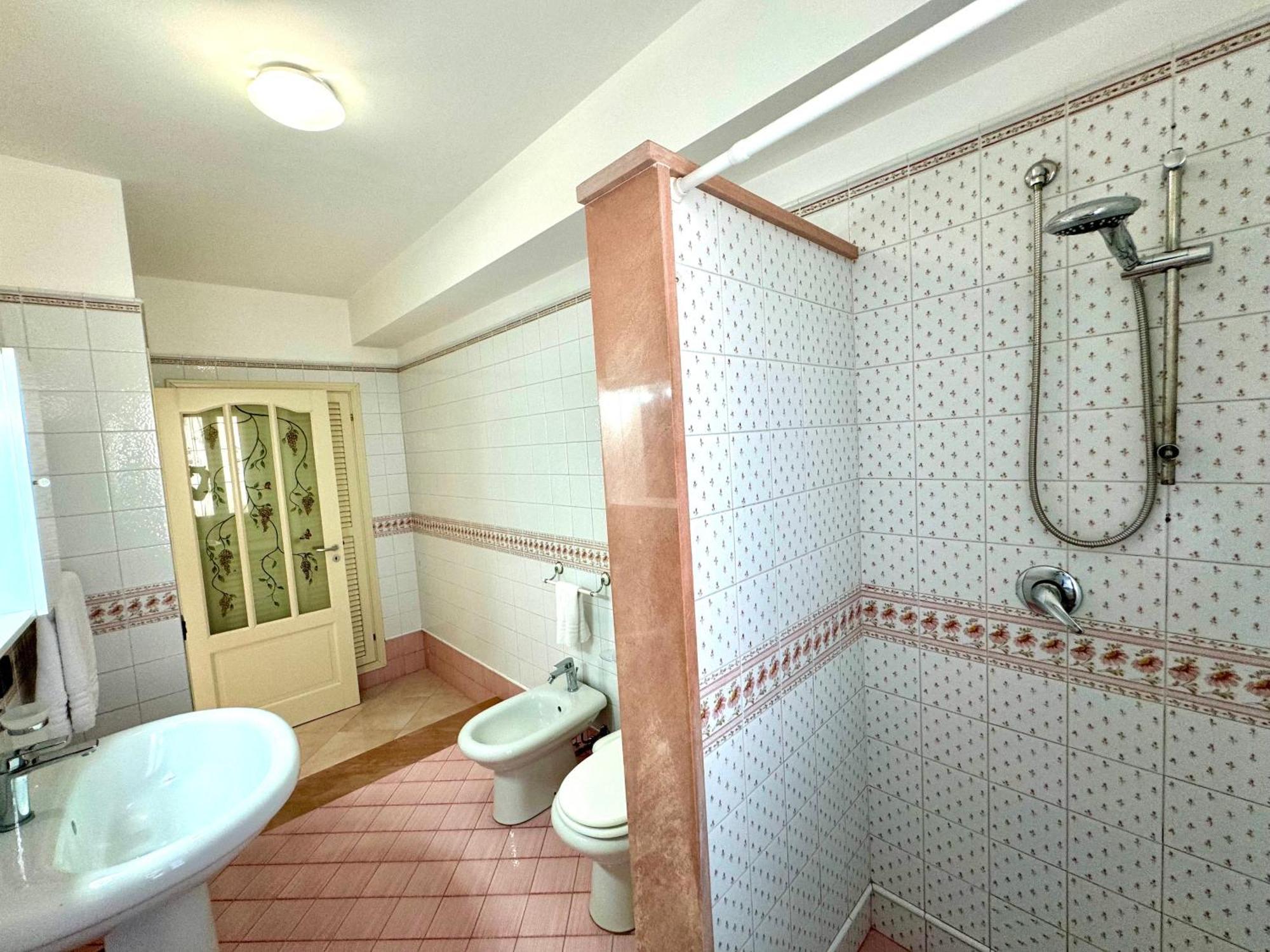 B&B Blue Terrasini Εξωτερικό φωτογραφία